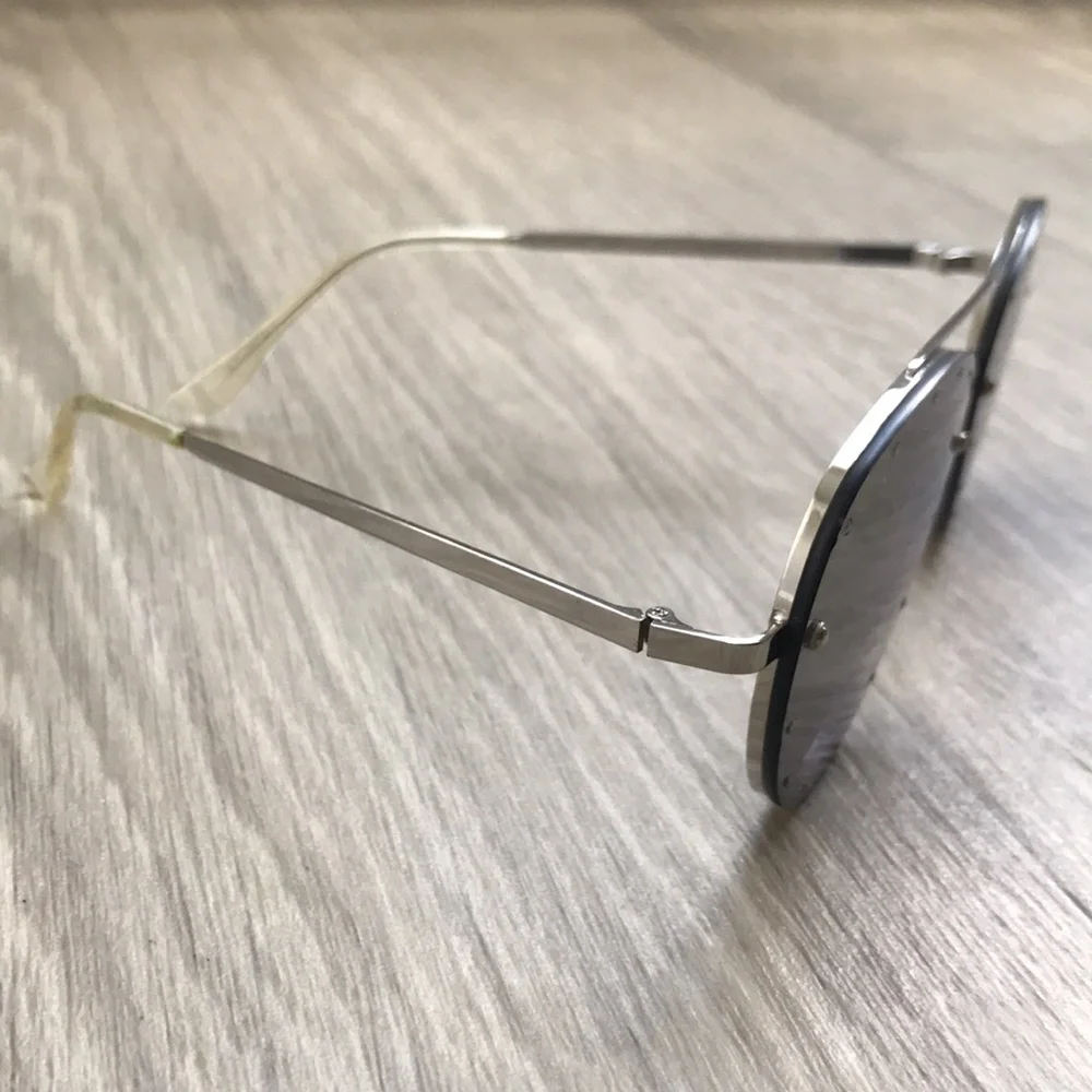 OFFERS WELCOMED - Quay Australia Roxanne Aviator Mirrored Sunglasses Lens Cat 3